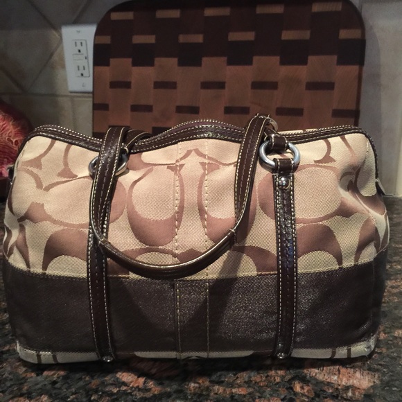 Authentic coach purse - Picture 1 of 1