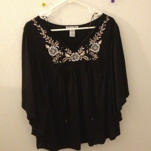 black loose blouse