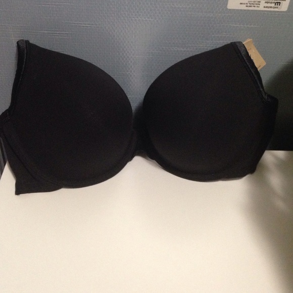NWT black deep plunge bra