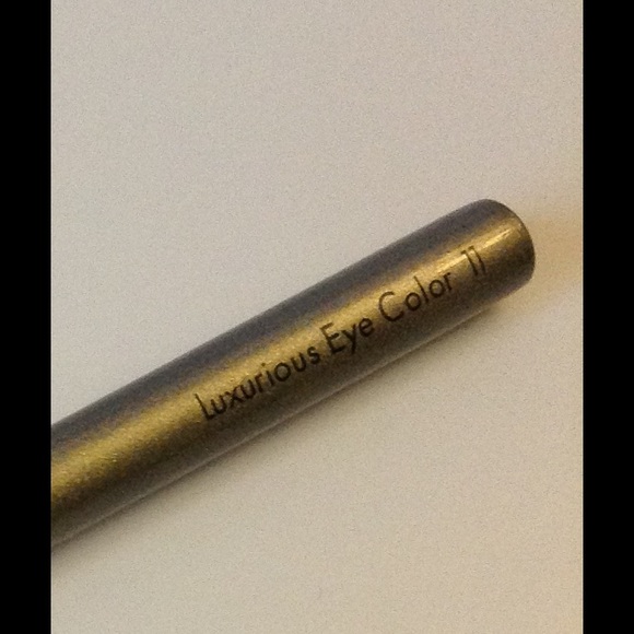 Francesca Guerrera Luxurious Eye Color #11 Brush - Picture 2 of 3