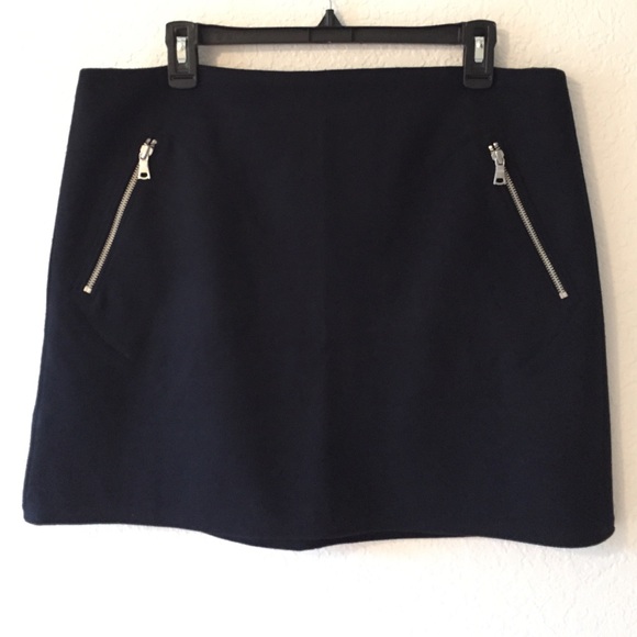 GAP Dresses & Skirts - GAP Black wool blend Mini Skirt w/zipper pocket 14