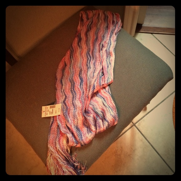 Purple and pink scarf