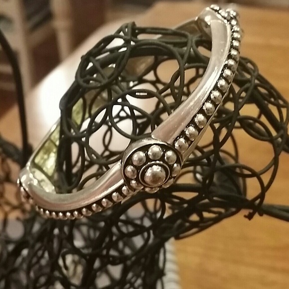 Periwinkle by Barlow Bracelet - Picture 3 of 4