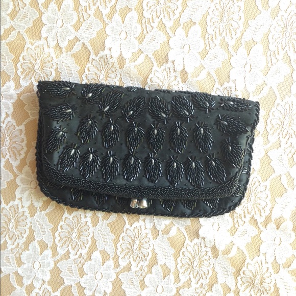 Anthropologie Handbags - Beautiful vintage beaded clutch