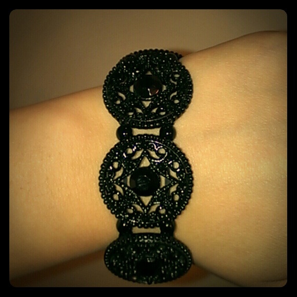 Claire's black bracelet