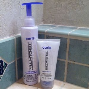 Frizz free curl leave-in and beach wave gel