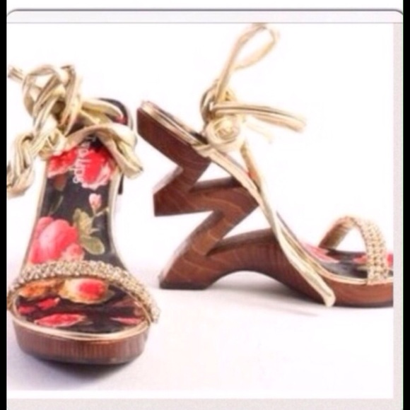 ❤ 5X Host Pick NWT Zig Zag Wedge Party Sandal - Picture 2 of 2