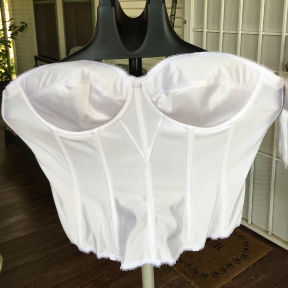 Brand new David bridal corset NWT!!!💃💃💃