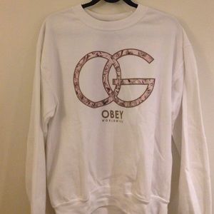 Obey sweater