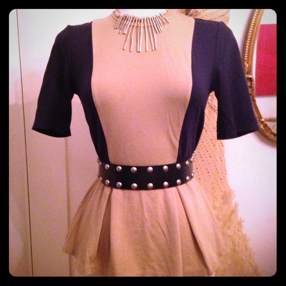 3.1 Phillip Lim Tops - HP! Phillip Lim 3.1 4 Target Navy/Camel Peplum Top