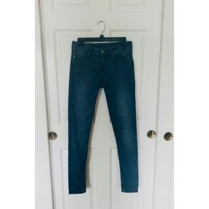 Medium wash skinnies