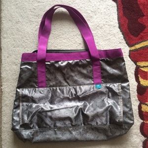 extra large yoga bag. Lotus brand like lululemon