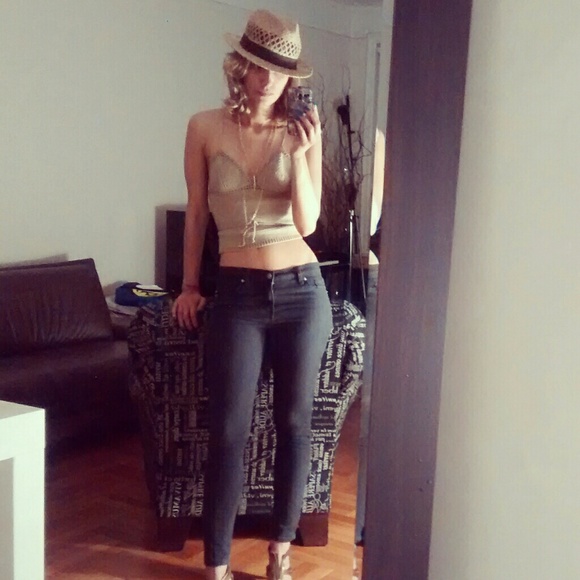 Straw Hat - Picture 4 of 4