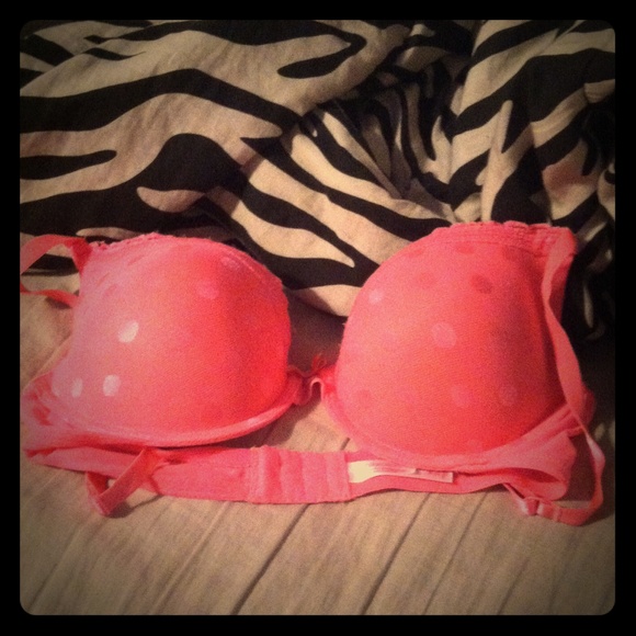 💘NWOT 38C push-up bra