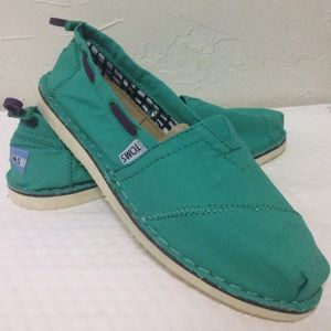 ⛔️SOLD⛔️💝Green Bimini Wmn Stitchouts TOMS
