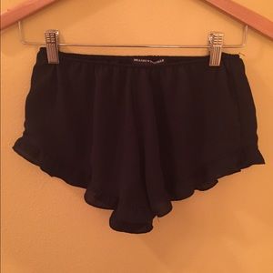 Brandy Melville black shorts