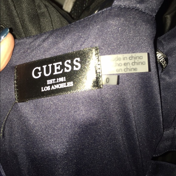 GUESS prom dress - Picture 3 of 3