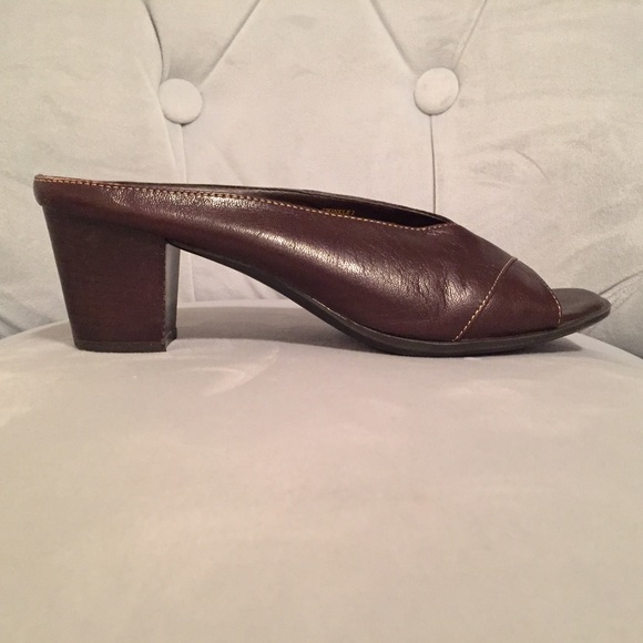 Liz Claiborne Brown Leather Peep-Toe Heels - Picture 2 of 4