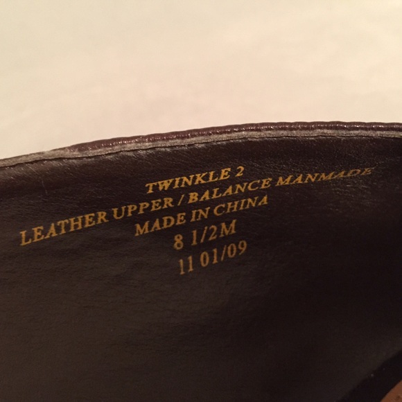 Liz Claiborne Brown Leather Peep-Toe Heels - Picture 3 of 4