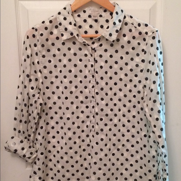 ❌SOLD❌J.CREW polka dot long sleeve shirt - Picture 2 of 3