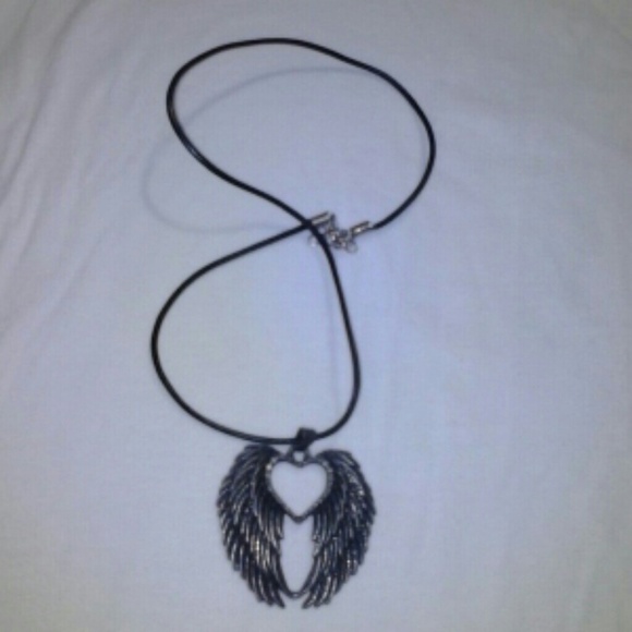Heart and wings necklace