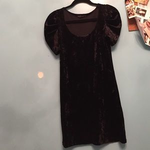 Velvet short sleeved bodycon dress