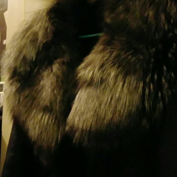 Leather jacket - Picture 2 of 3