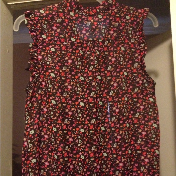 Top - Picture 3 of 4