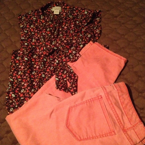 Top - Picture 4 of 4