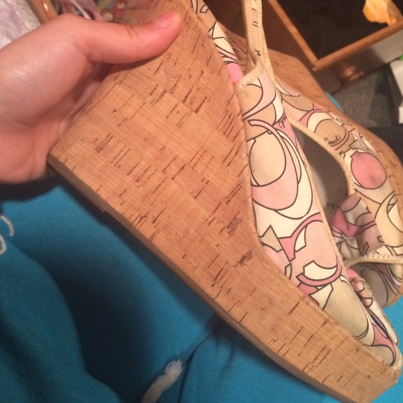 Coach Wedges - Picture 2 of 4