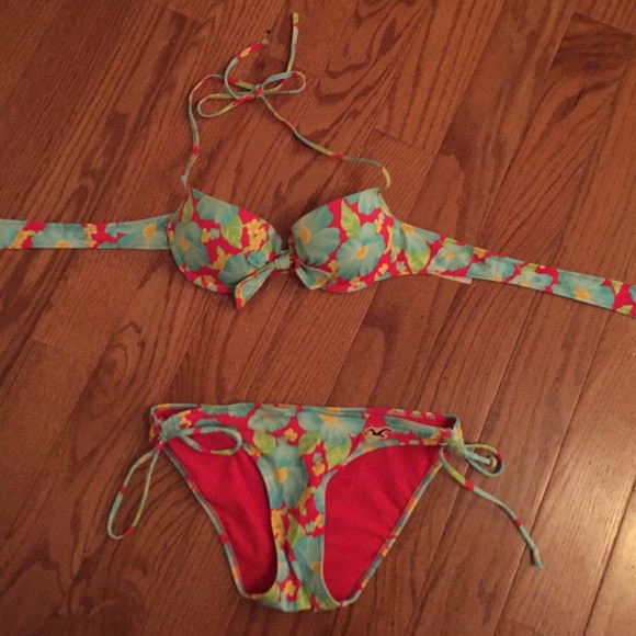 Hollister floral pushup swimsuit