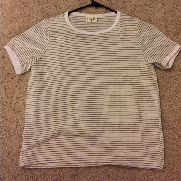 Stripped white and grey tummy tee