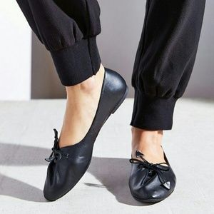 Kimchi Blue Arabella Ballet Flat