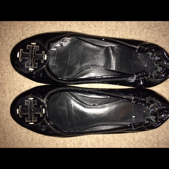 Tory burch patent black flats