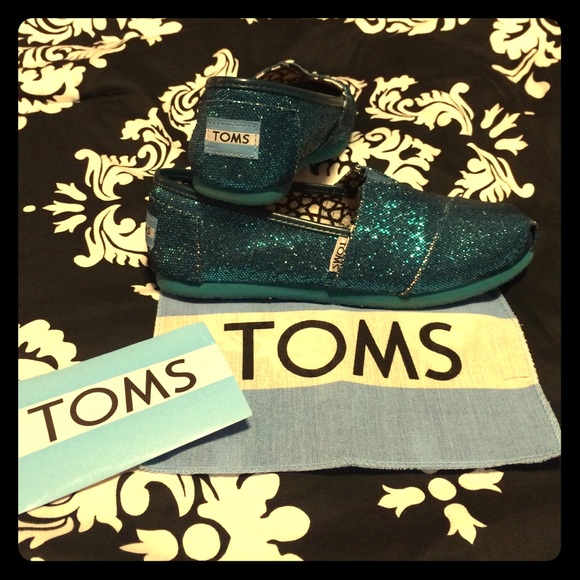 Rare Teal Blue Sparkly TOMS. PLUS flag & sticker!