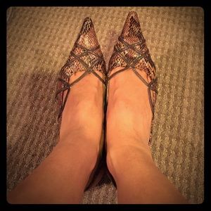 Brown Snakeskin pumps size 8