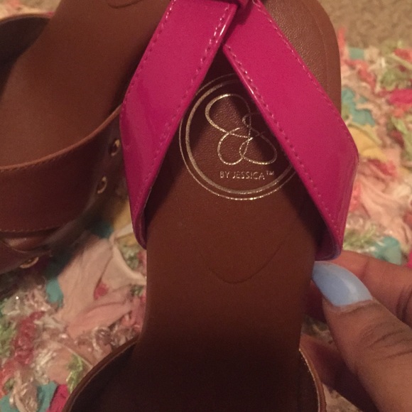 Jessica Simpson Double Platform Open Toe Heels. - Picture 3 of 4