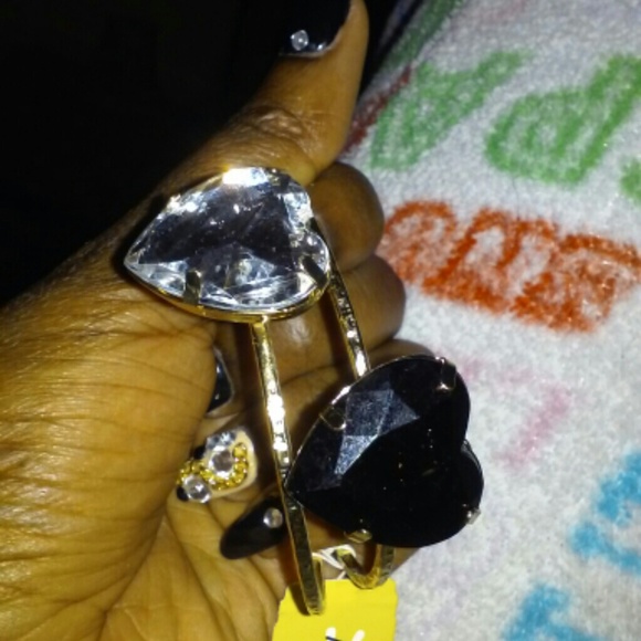 Cute bangle - Picture 2 of 3