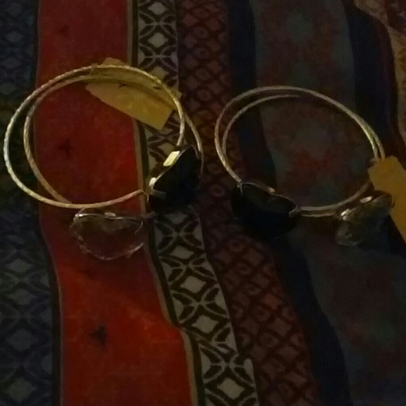 Cute bangle - Picture 3 of 3