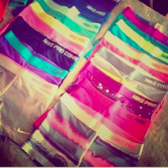 NEED NIKE PRO SHORTS