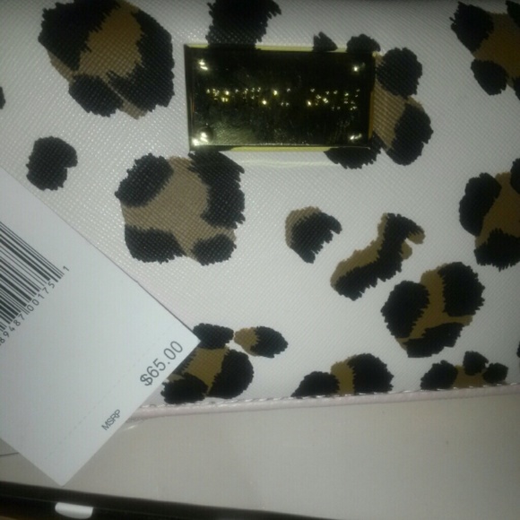 Betsey johnson wallet