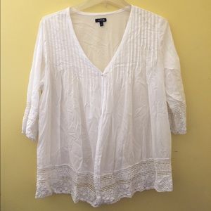White cotton and crocheted lace.