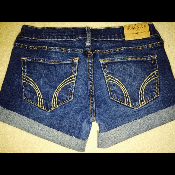 Size 3 Hollister Jean Shorts