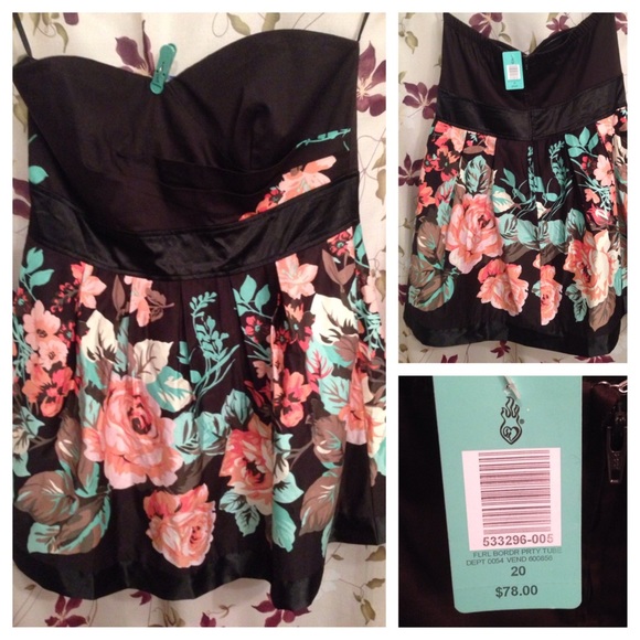Floral Torrid sz20 dress