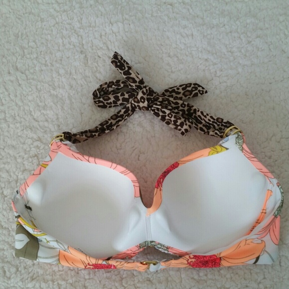 SOLD! Victoria's Secret Floral Bikini Top - Picture 2 of 4