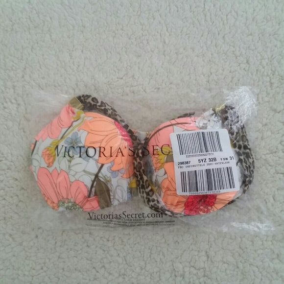 SOLD! Victoria's Secret Floral Bikini Top - Picture 3 of 4