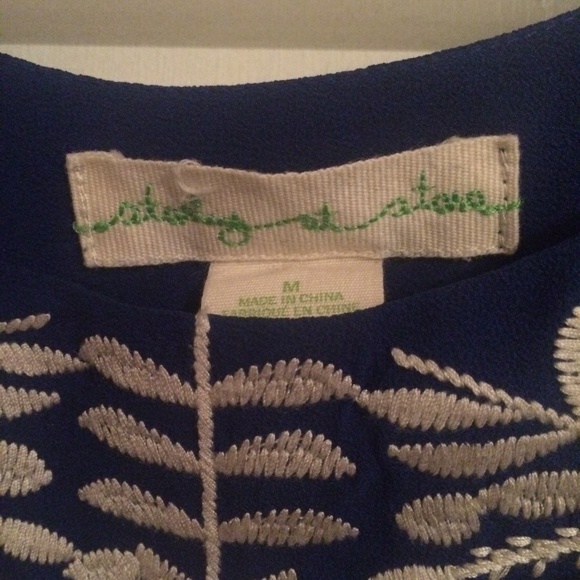 embroidered bohemian top - Picture 2 of 3