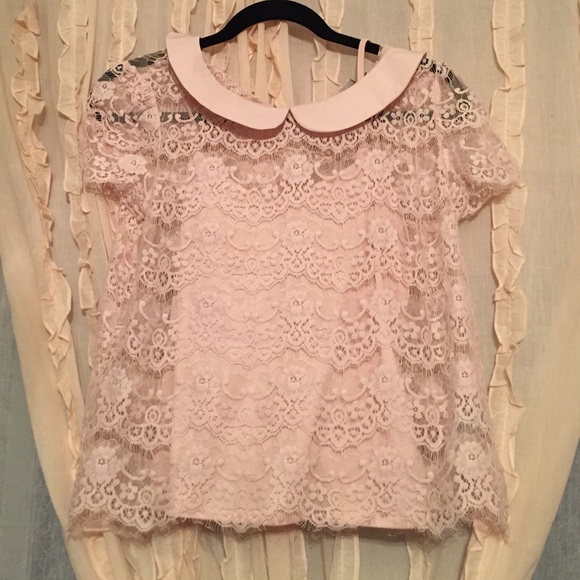 Gorgeous lace top🎀