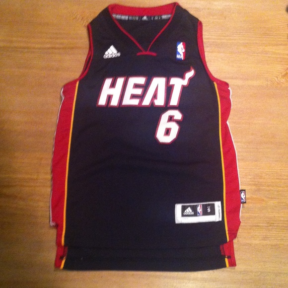 Boys Miami Heat 6, LeBron James!