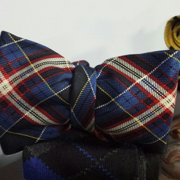 Tie - Picture 3 of 3